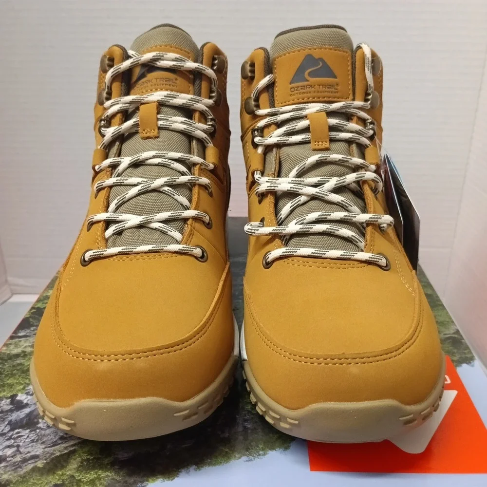 Ozark Trail Men Size 9.5 Sport Hiker Shoes Waterproof Hiking Boots Wheat Leather